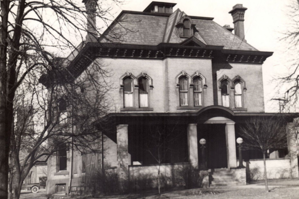 AJH / Odd Fellows Temple Circa 1931 (Before) - Credit: SummitMemory.org