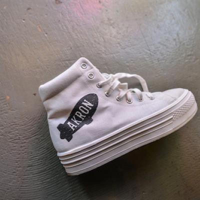 little akron shoe