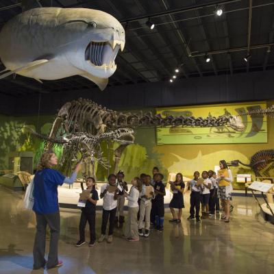 APS students on field trip